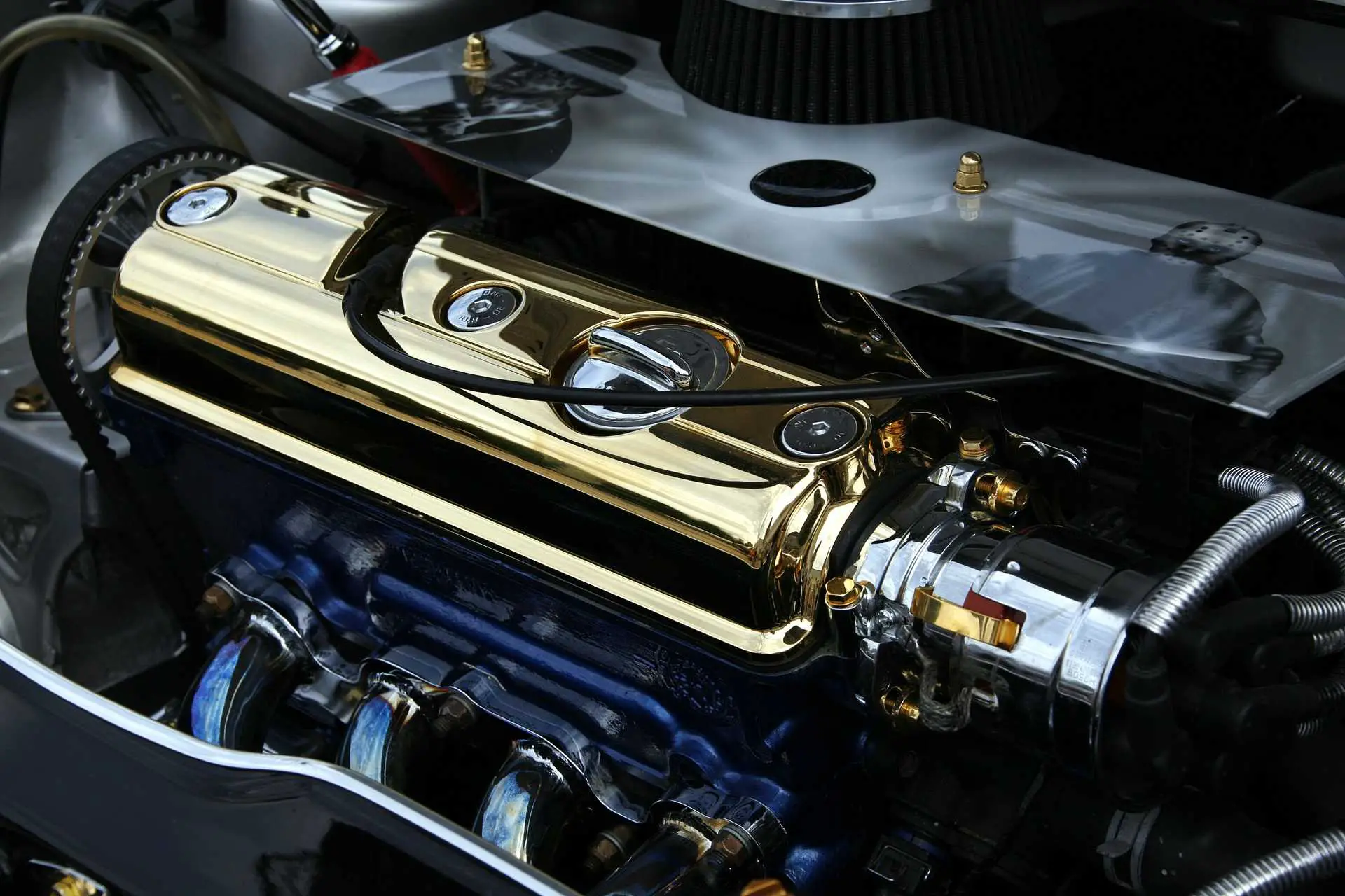Can You Fit an Old Car With a New Engine?