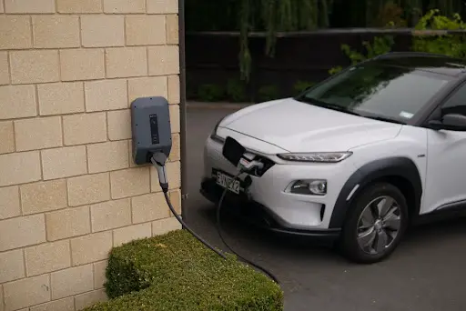 Who Pays For Electric Car Charging Stations