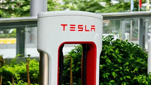 Tesla Destination Charger vs. Supercharger: The Differences