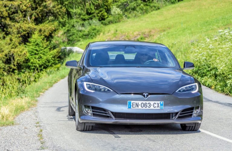 Can Tesla Cars Do A Burnout?