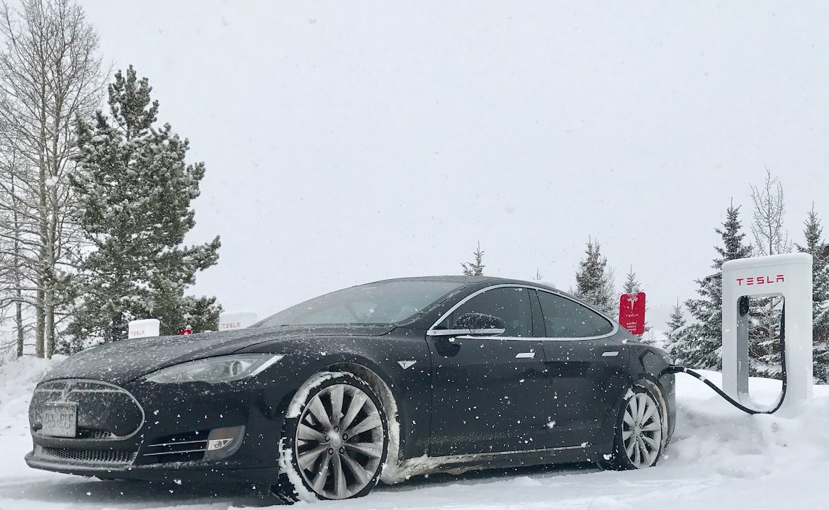 How Do Tesla Cars Handle Snow